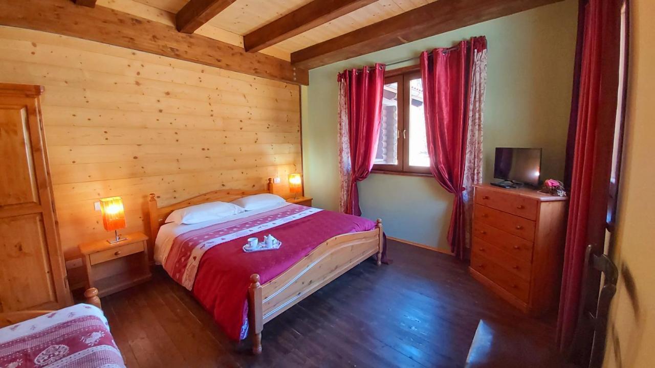 Chalet Rosa Dei Monti Piamprato ภายนอก รูปภาพ