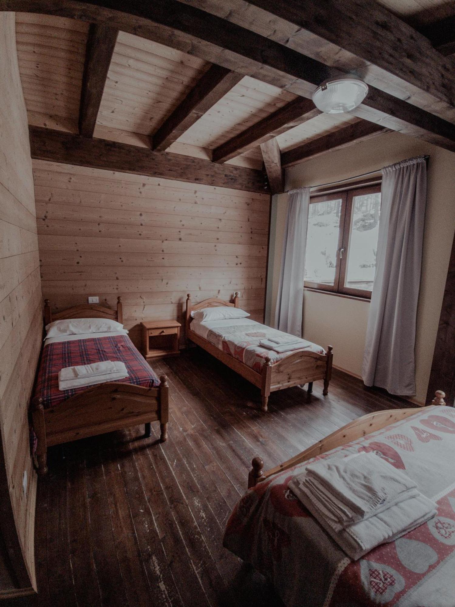 Chalet Rosa Dei Monti Piamprato ภายนอก รูปภาพ